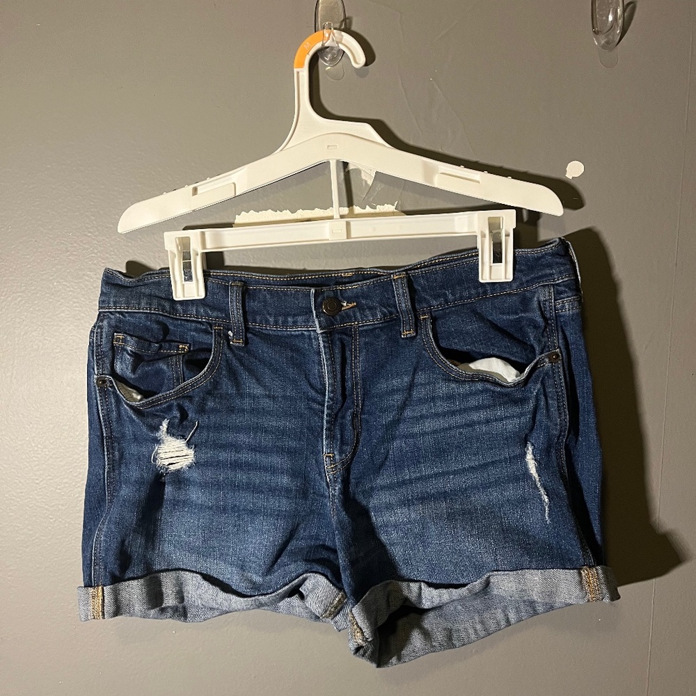 Old Navy Boyfriend Mid-Rise Denim Shorts